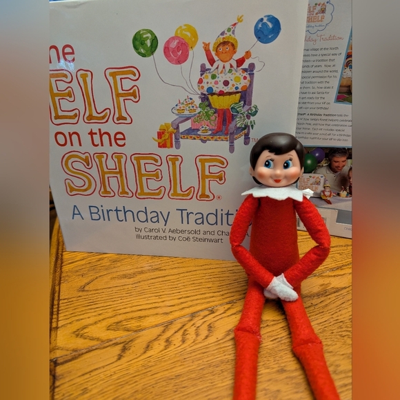 Elf on the Shelf A Birthday Tradition Book, Costume and girl Elf on a shelf - Picture 7 of 13